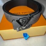 Louis Vuitton Men’s Black and Grey Belt