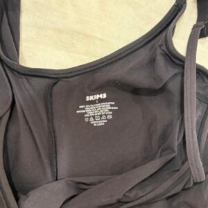 Skims Women's Black and Navy Dress - Image 2