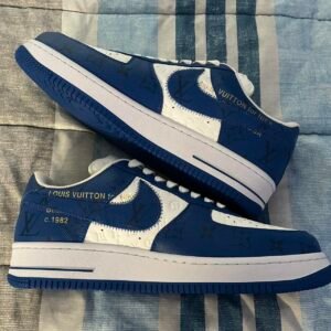 Louis Vuitton Men's multi Trainers - Image 1
