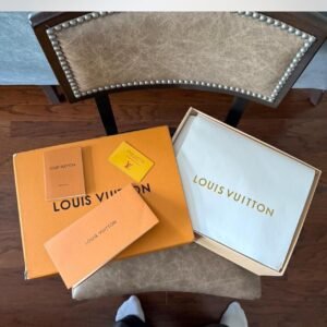 Louis Vuitton Women's White and Cream Trainers - Image 5