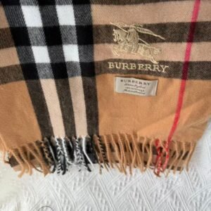 Burberry Women's multi Scarf-wraps - Image 3