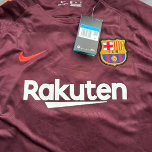 Nike Men's Burgundy T-shirt - Image 2