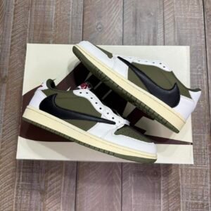 Travis Scott Air Jordan 1 – Reverse Olive ⭐️ Brand New with Box/Laces
