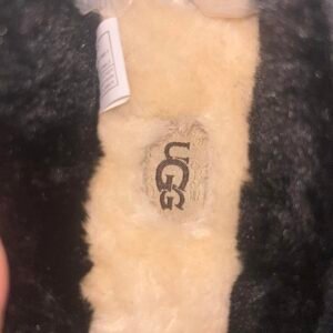 UGG Women's Black Slippers - Image 4