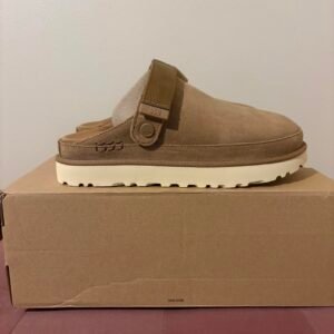 UGG Women's Clogs - Image 7