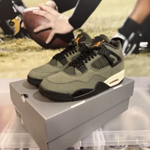 Undefeated x Air Jordan 4 Retro 2025 Green