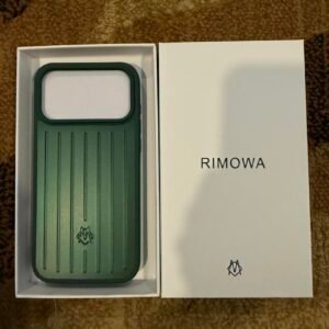 Rimowa green phone 17 pro max case - Image 2