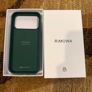 Rimowa green phone 17 pro max case - Image 3