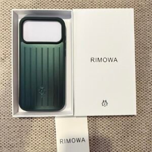 Rimowa green phone 17 pro max case - Image 4