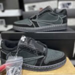 Travis Scott x Air Jordan 1 low