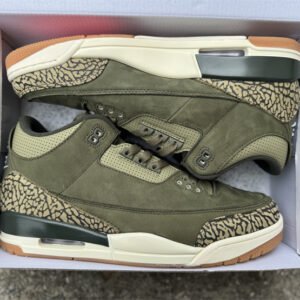 Air Jordan 3 Retro - Image 29