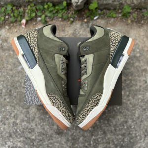 Air Jordan 3 Retro - Image 31
