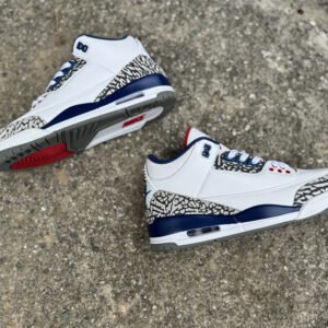 Air Jordan 3 - Image 17