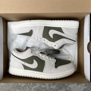 Travis Scott x Air Jordan 1