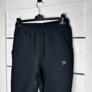 Nike Tech Fleece Joggers Mens - Image 3